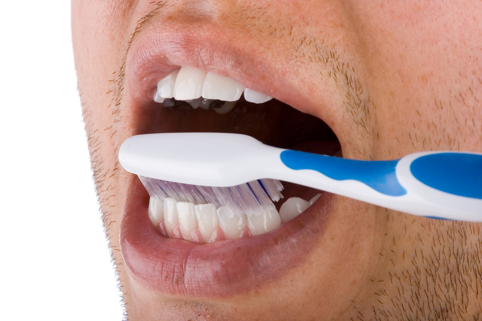 Cuestiones importantes sobre el cepillo de dientes que todos deberíamos saber