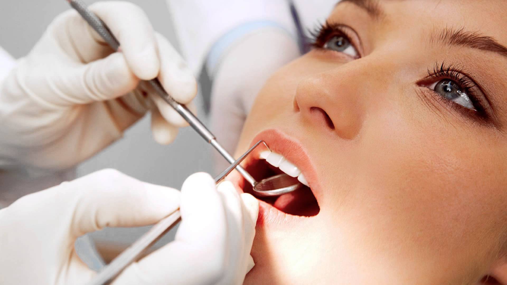 Visita la Clínica Dental Cuadrado y tendrás una primera consulta ideal