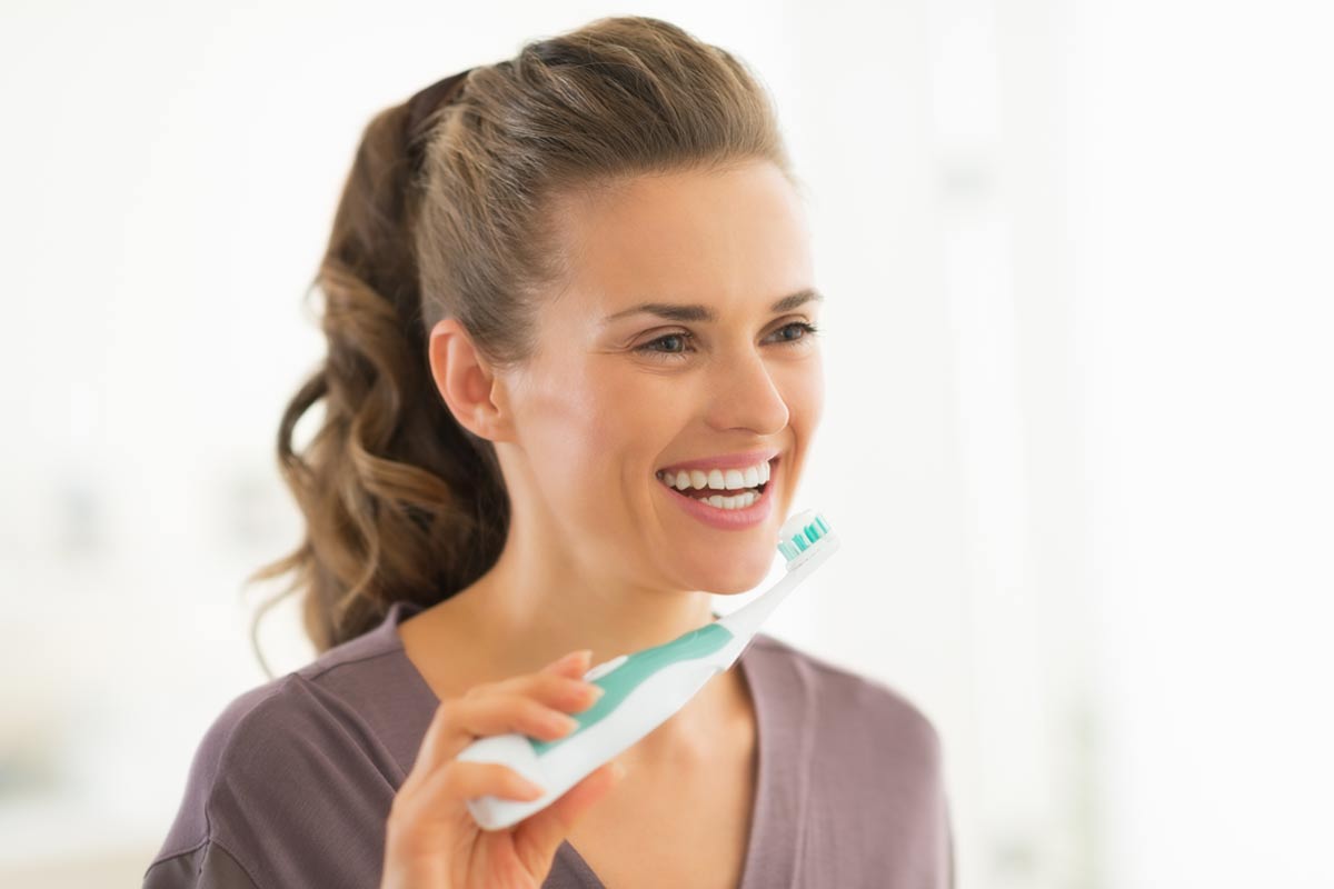 Cepillo eléctrico VS. Cepillo de dientes tradicional, ¿cuál es mejor?