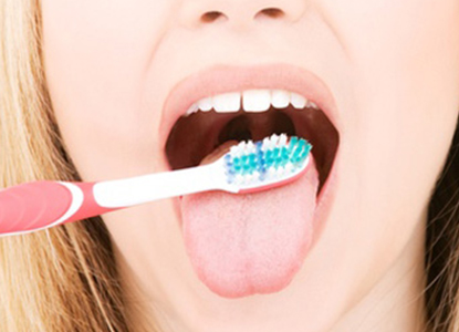 Calumnia Red proposición Proceso a seguir para lavarte los dientes adecuadamente | Clínica Dental  Cuadrado