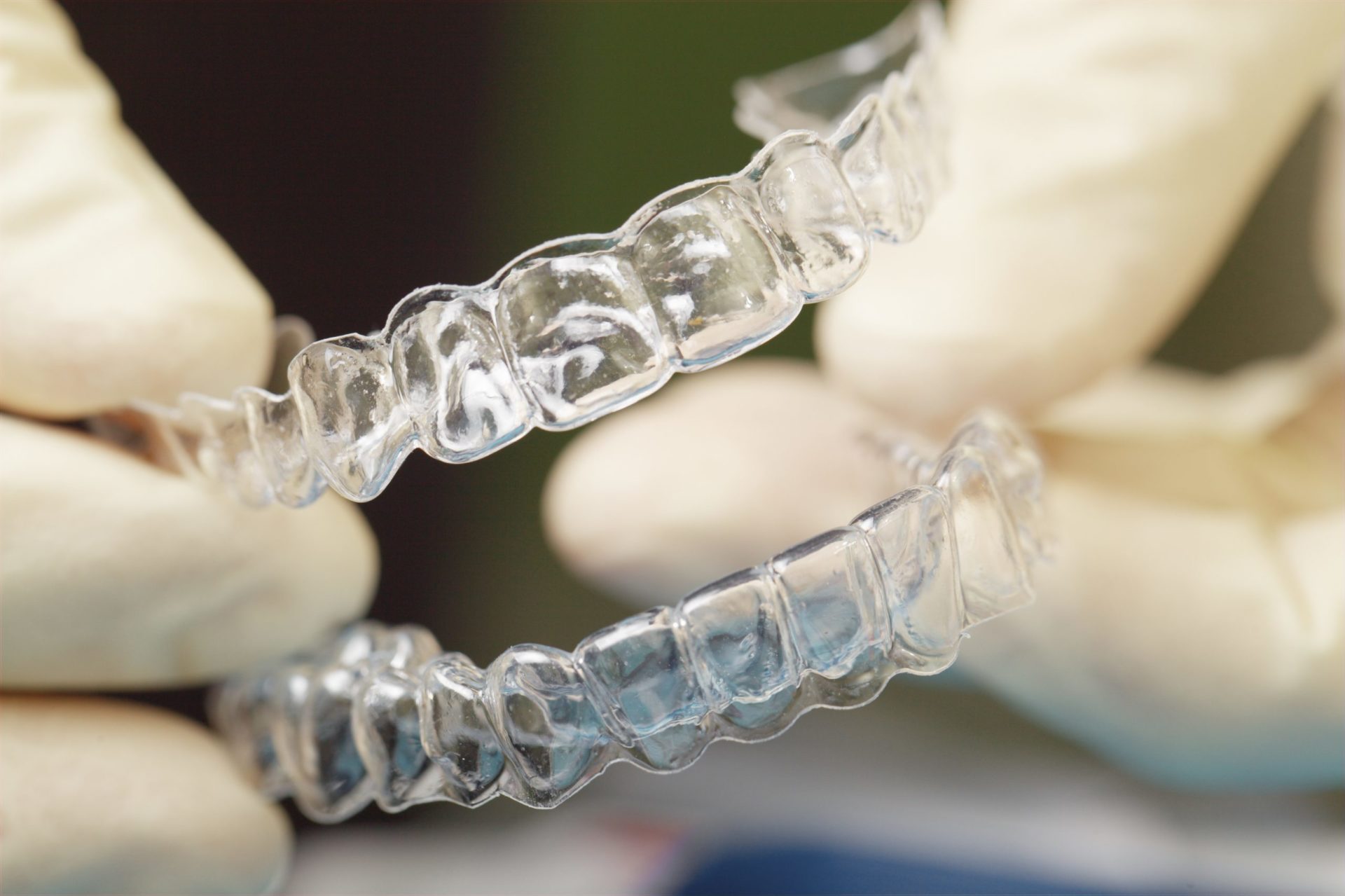 Con Invisalign estás un paso más cerca de los dientes alineados que deseas tener