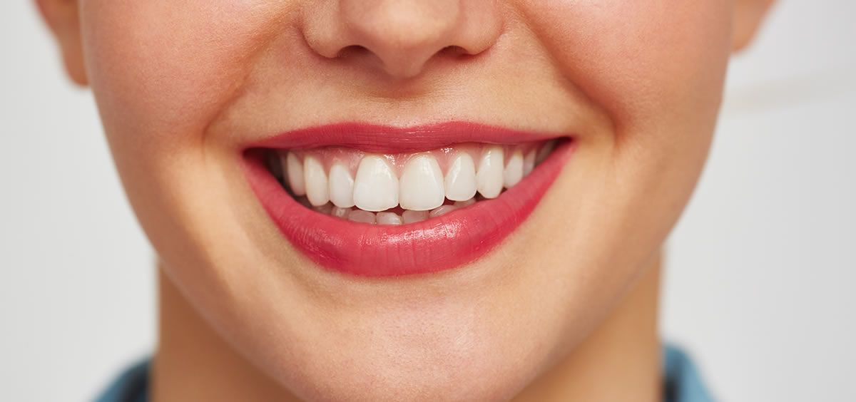 Recupera el blanco original de tus dientes y mantenlo durante mucho tiempo