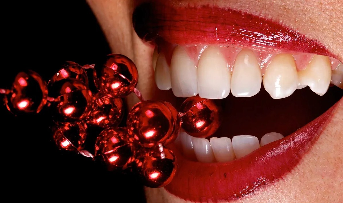 Este 2023 luce dientes blancos con la ayuda de Clínica Dental Cuadrado